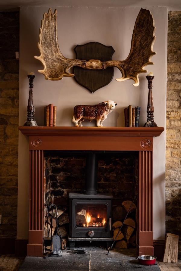 The Bull And Swan