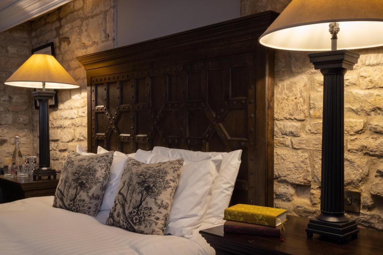 Hotel The Bull And Swan 4*