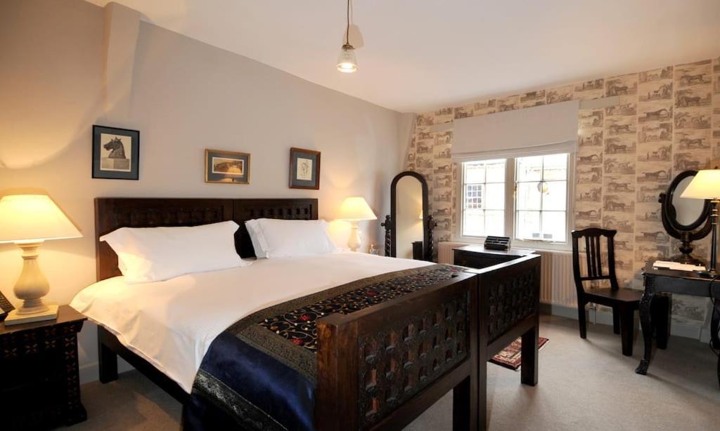 The Bull And Swan Hotel 4*